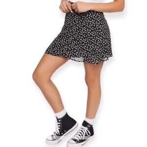 Forever 21 Black & White Daisy Floral Mini Skater Skirt Lined Lace Y2K 90s NWT
